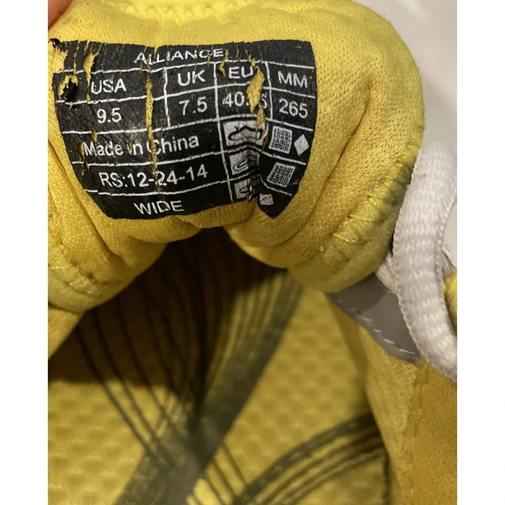 Vionic Alliance Grey Walking Shoes Womens 9.5 Wide Grey Yellow Sneakers